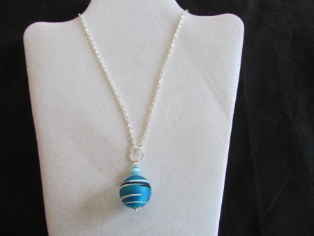 collier chaine, perle bombé, œil de chat turquoise